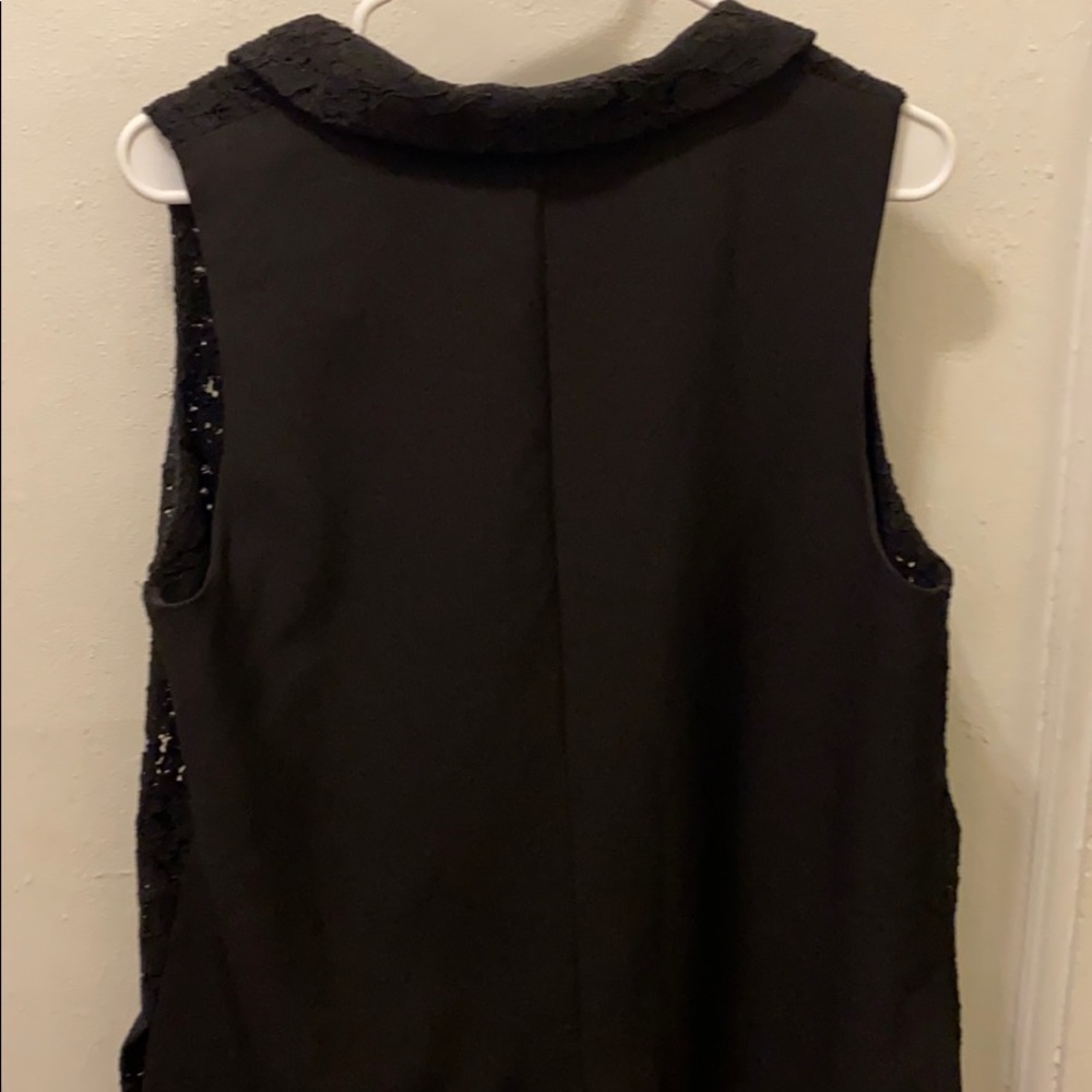 Vest - Picture 3 of 4